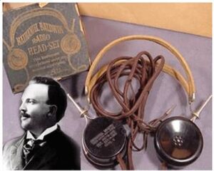 Nathaniel Baldwin’s  headphones